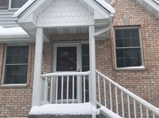 528 N Loves Rd #528, Cortland, IL 60112