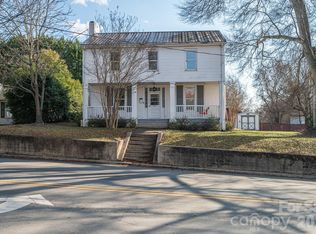 329 W Main St, Lincolnton, NC 28092