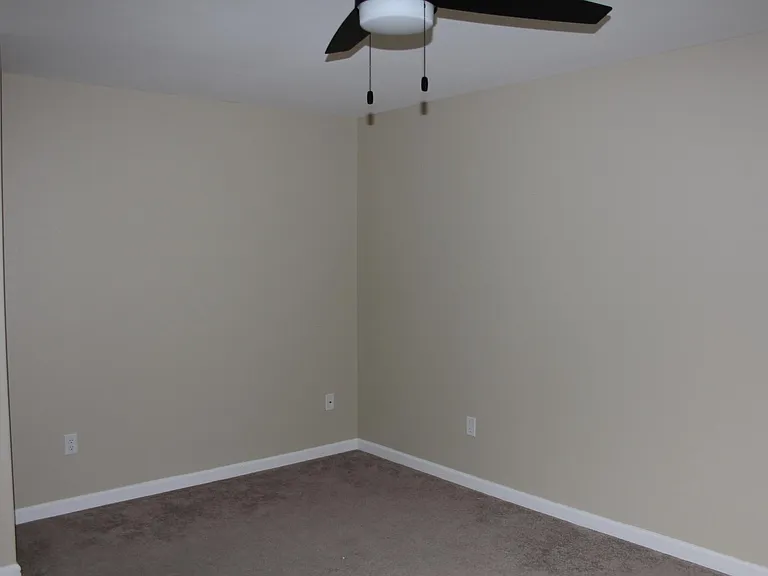 1258 Patriot Way — Photo 33