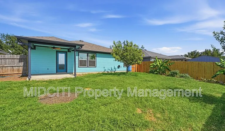 3414 Zachary St — Photo 25