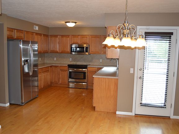 4th image of 8230 Katrina Ln