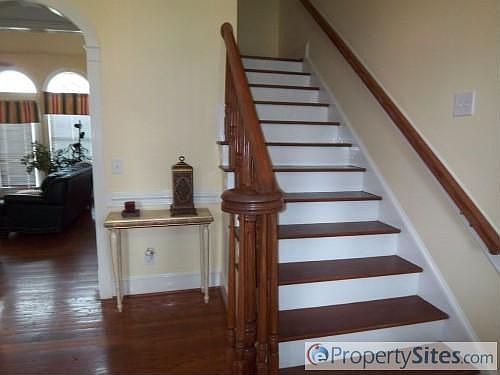 5th image of 3901 Fernwood Ln