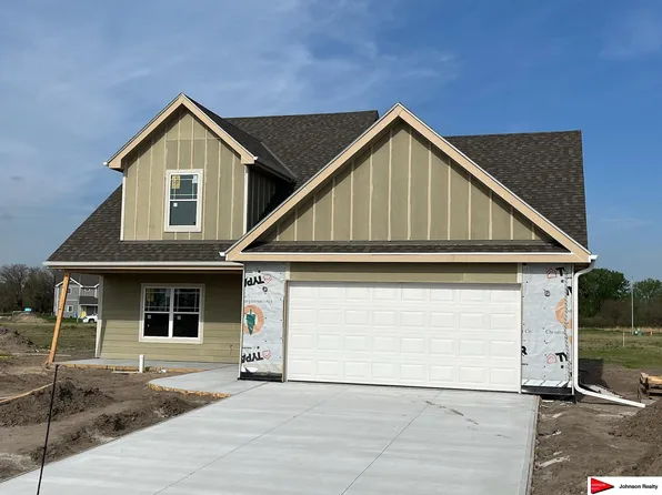 1108 Valley View St, Valley, NE 68064