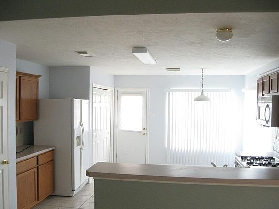 5th image of 2904 Windy Hollow Ln