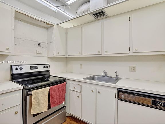 4th image of 13455 SW 3rd St APT 203S