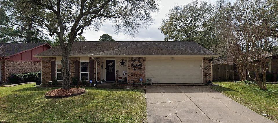 1st image of 2103 Quail Valley East Dr