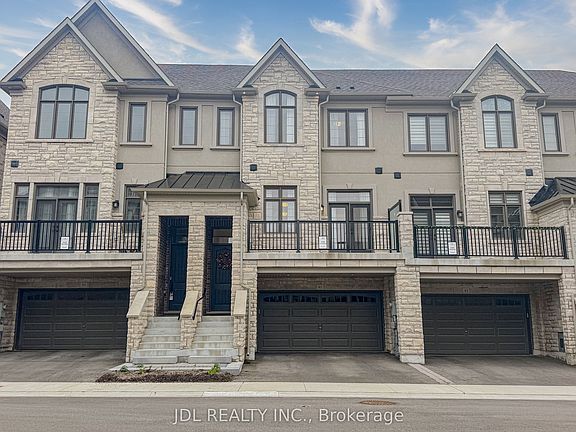 2nd image of 41 West Village Ln