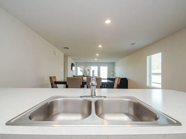 4355 Palmetto Grove Ln — Photo 8