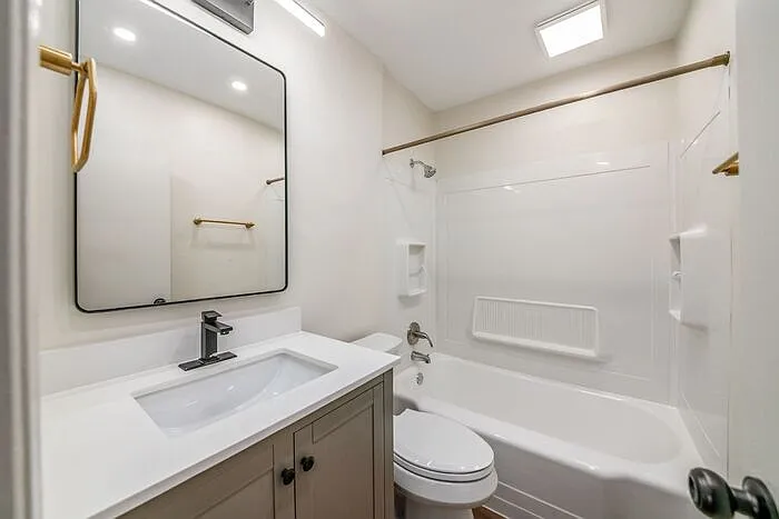 2135 Wesleyan Dr — Photo 12