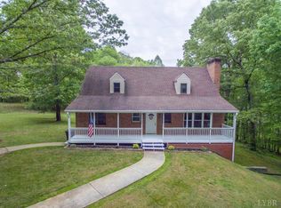 1132 Bancroft Ln, Goode, VA 24556