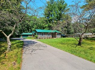 602 W Brownlee Rd, Sanford, MI 48657