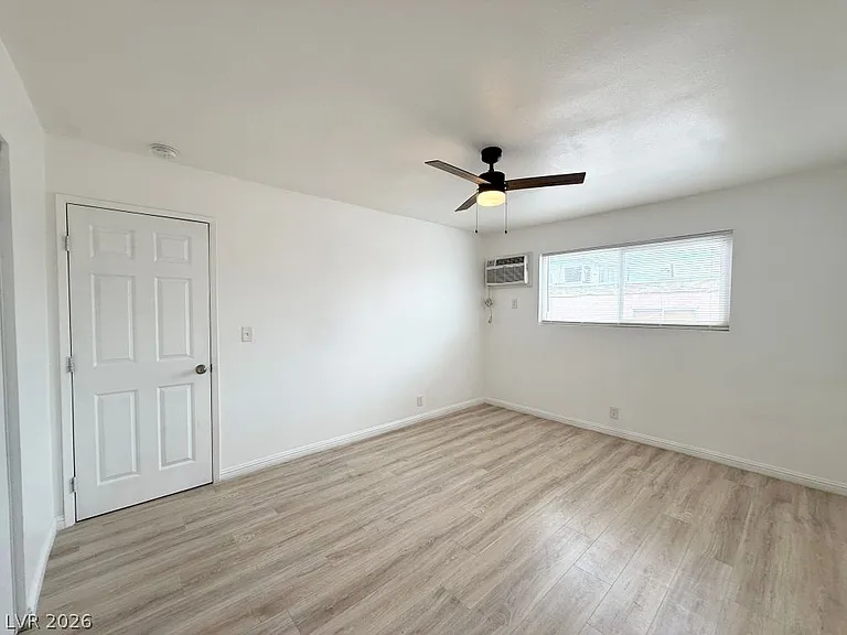 2105 Webster St #3 — Photo 12