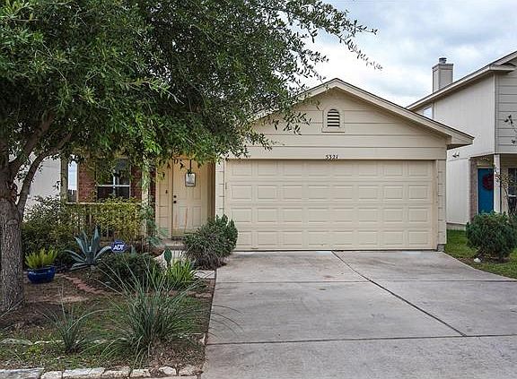 4th image of 5321 Krueger Ln