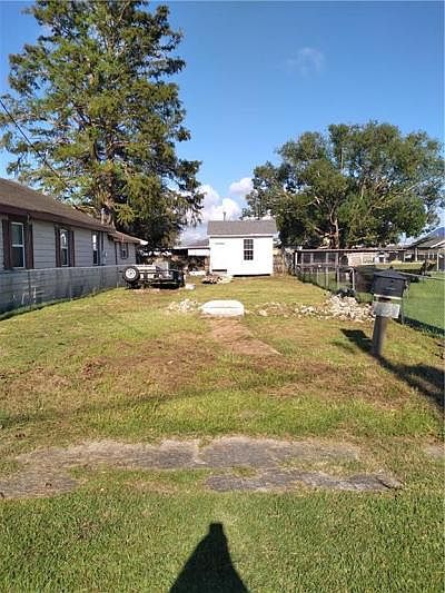 1st image of 1124 Avenue C
