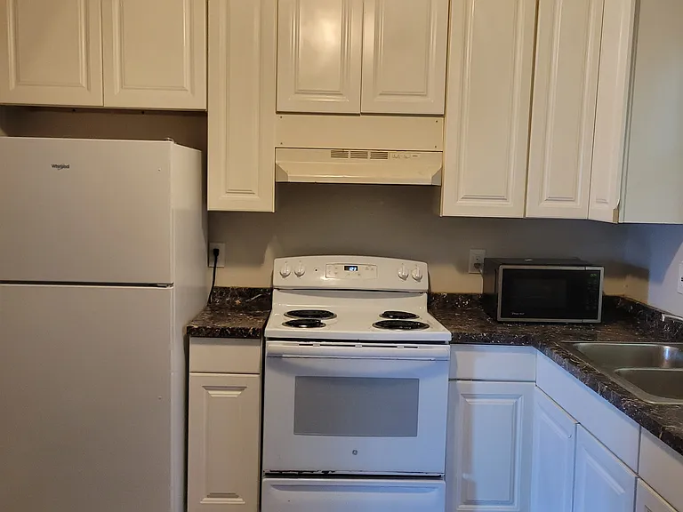 3300 Light St — Photo 6