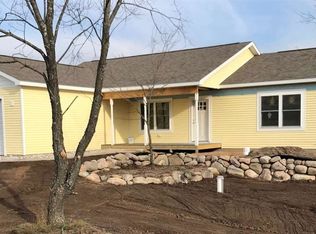 8921 Robin Ln, Alanson, MI 49706