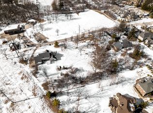 10S641 S Garfield Ave, Burr Ridge, IL 60527