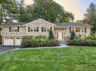 106 Duxbury Rd, Purchase, NY 10577