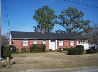 1315 E Washington St, Dillon, SC 29536
