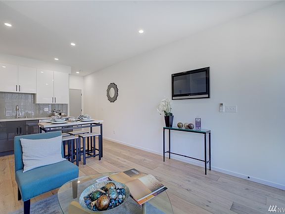5th image of 5916 Fauntleroy Way SW #C