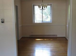 9119 Hungary Rd, Glen Allen, VA 23060