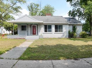 1052 W Summit Ave, Muskegon, MI 49441