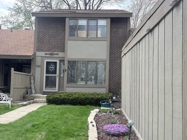 524 Yosemite Ct, Roselle, IL 60172