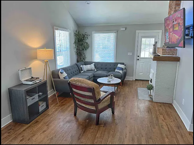1137 Martin Luther King Jr Dr NW — Photo 7