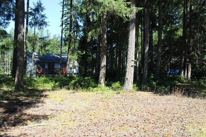2nd image of 110 E Hammersley Pl