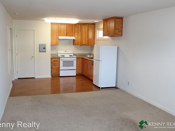 3rd image of 522 Mayfair Ave #5
