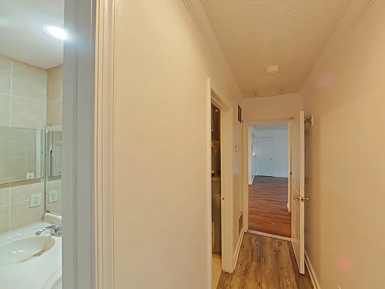 47 Dogwood St #1 — Photo 12