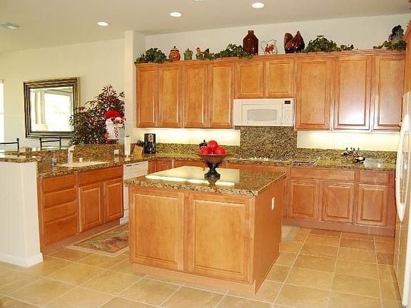 2nd image of 80806 Camino Santa Juliana