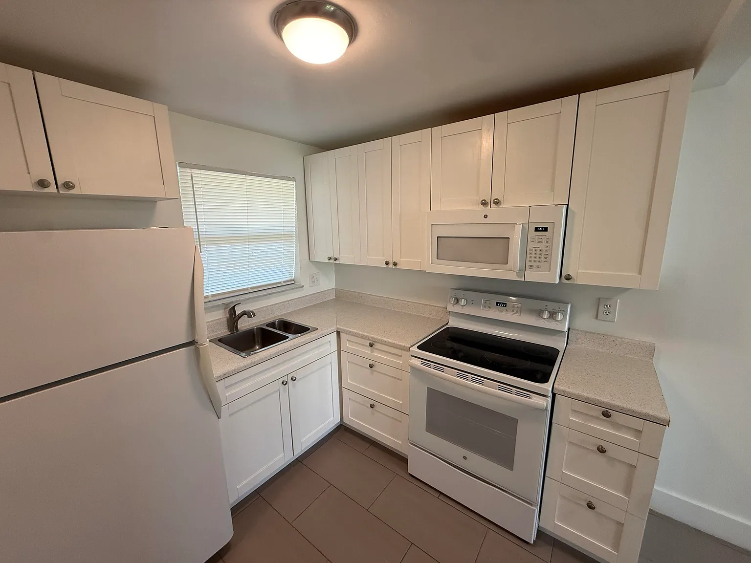 1 bed, 1.0 bath, 640 sqft, $1,500 — Photo 2