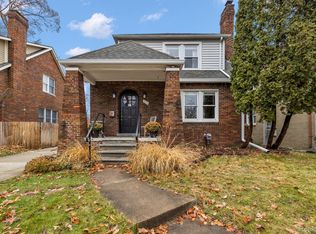 923 Gardenia Ave, Royal Oak, MI