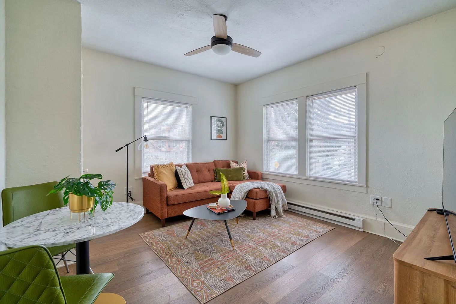 1 bed, 1.0 bath, 495 sqft, $2,651 — Photo 2