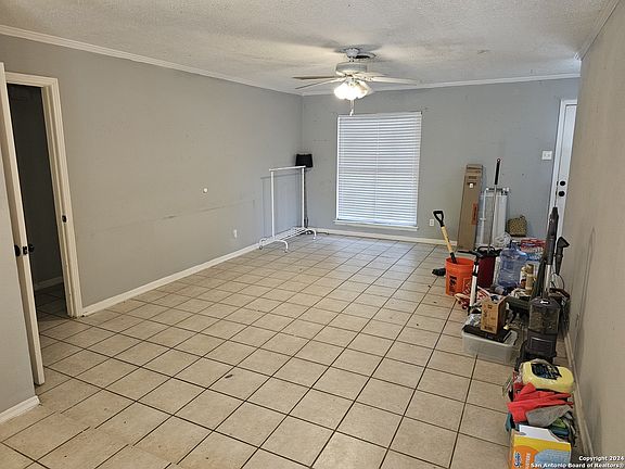 5th image of 315 NOBHILL DR