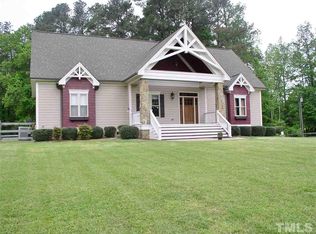 1200 Pine Ridge Rd, Henderson, NC 27537