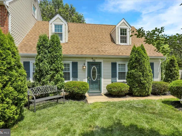 715 Oak St, Denver, PA 17517