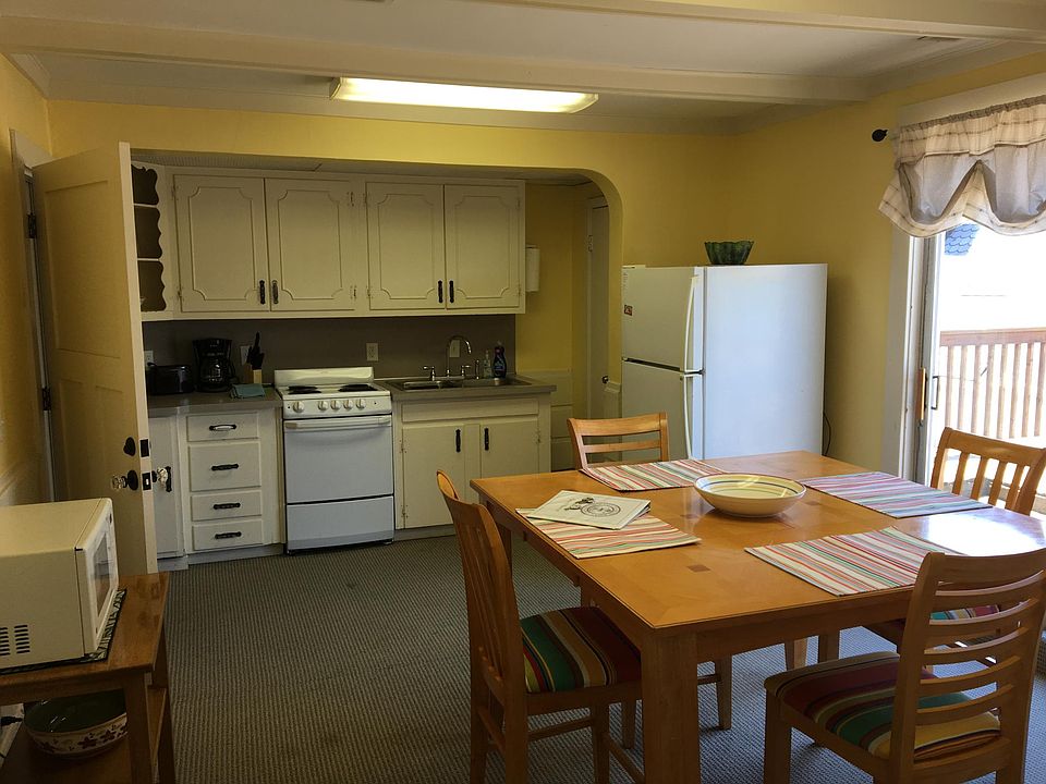 1st image of 208 Franklin Ave