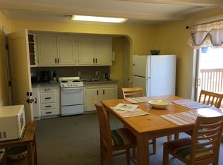 208 Franklin Ave, Grand Haven, MI 49417