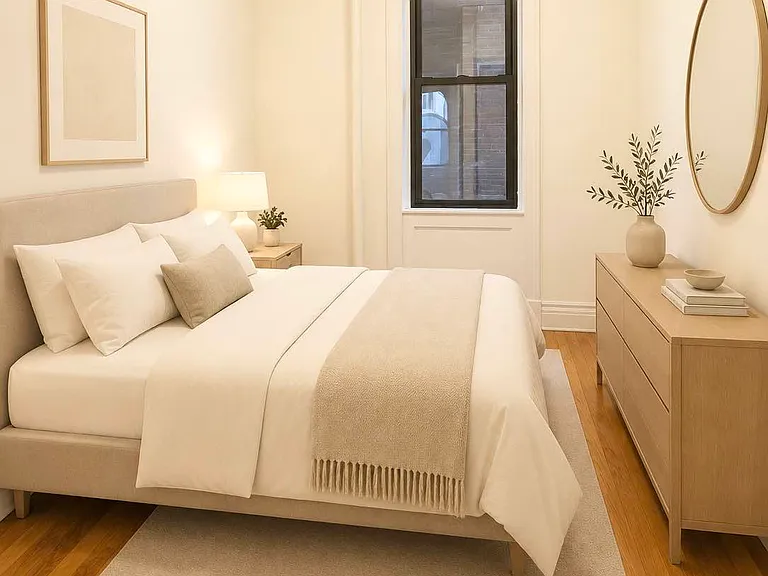 235 E 50th St #23 — Photo 3