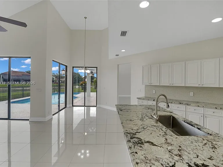22281 Tupelo Pl — Photo 27