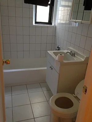 Rented by AJ Clarke | media 29