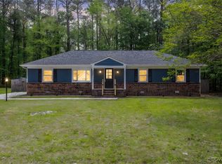 3233 Gordon Dr, Petersburg, VA 23805