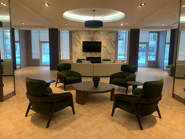 75 N Park Rd #807 — Photo 6