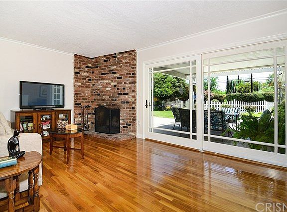 3rd image of 8350 Sausalito Ave