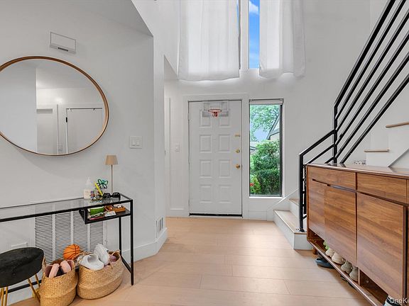 3rd image of 49 Wimbledon Drive