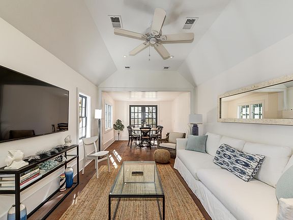 2nd image of 631 Broadway St #1