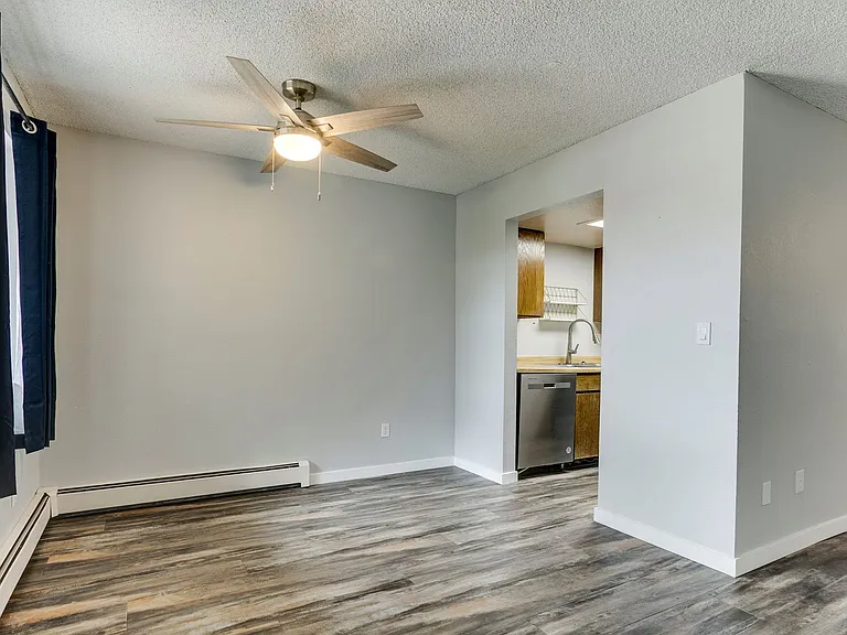 1140 Walnut Ave #22 — Photo 5