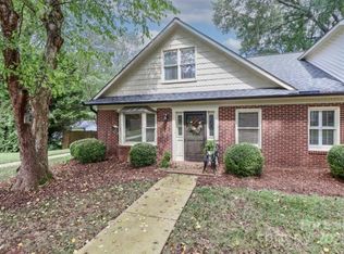 628 Stockton St, Statesville, NC 28677